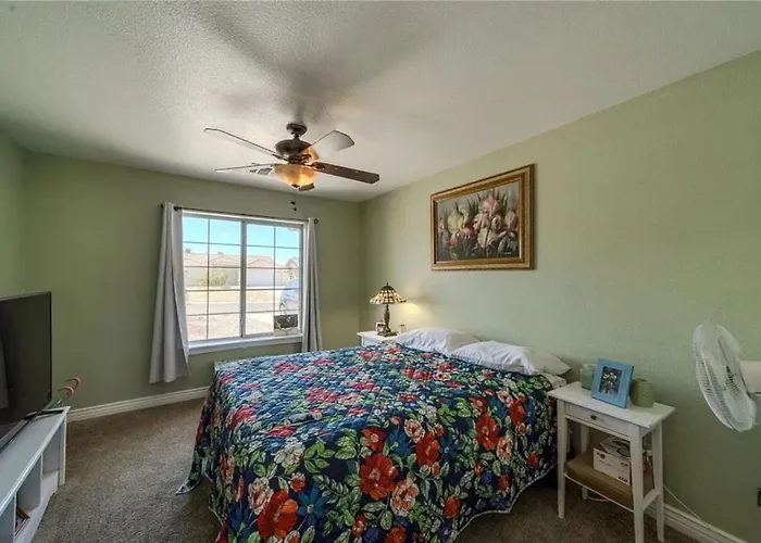 Desert Oasis With Pool, Casita, Rv Parking And Full Hookups Fort Mohave