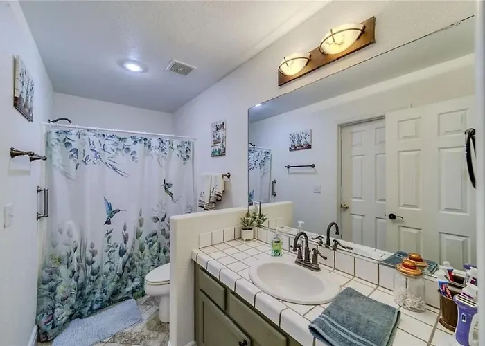Desert Oasis With Pool, Casita, Rv Parking And Full Hookups Fort Mohave