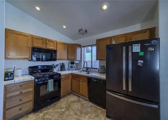 Desert Oasis With Pool, Casita, Rv Parking And Full Hookups Holiday home Fort Mohave
